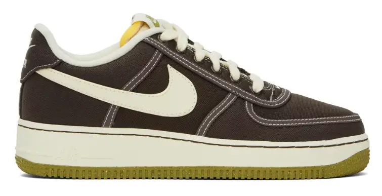 Nike Brown Air Force 1 '07 Sneakers $120 USD $165 USD 27% OFF