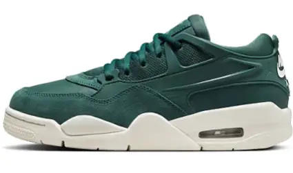 Nike Air Jordan 4 RM sneakers in green and white Now $127.50. Was $150.00. (-15%)Now $127.50 Was $150.00(-15%)