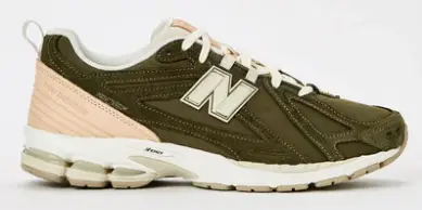 New Balance 1906F Dark Moss / Timber Wolf / Frappe $77.50 $155.00