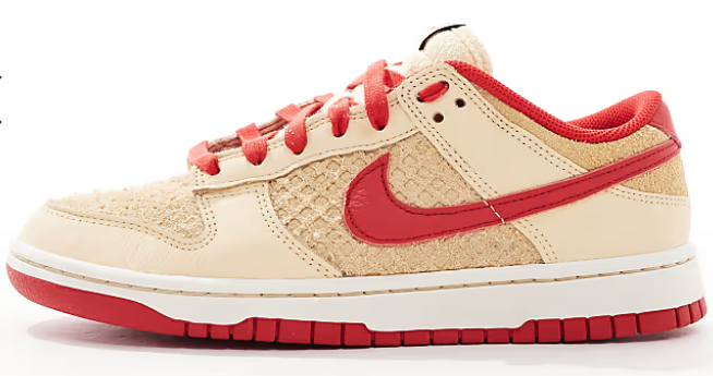 Nike Dunk Low Retro sneakers in waffle beige $125.00$125.00