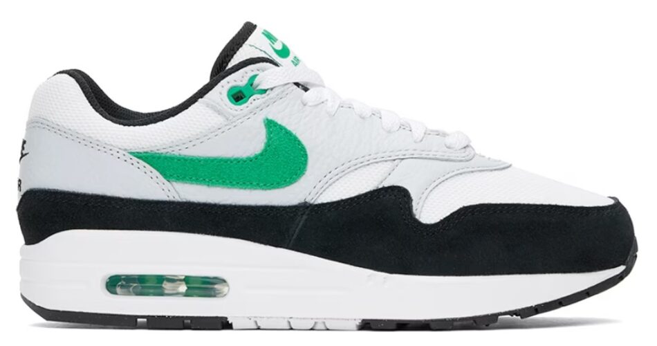 Nike White & Black Air Max 1 Sneakers$84 USD $140 USD 40% OFF