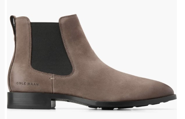 Hawthorne Chelsea Boot (Men) Cole Haan Men Limited-Time Sale $58.48 – $129.97Current Price $58.48 to $129.97 (Extra 25% off select items)Includes extra 25% off select items. $77.98Previous Price $77.98 $300.00Comparable value $300.00