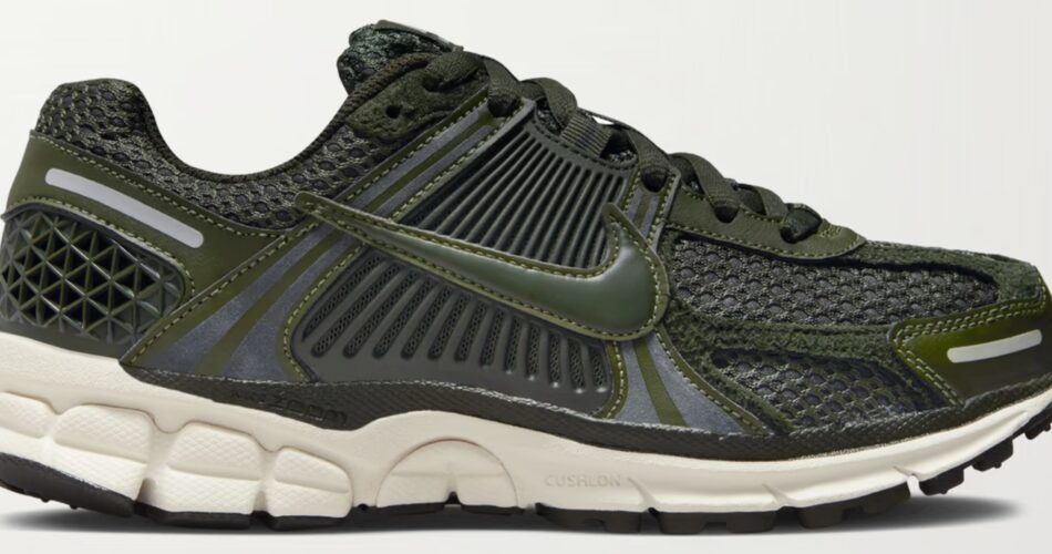 NIKE Zoom Vomero 5 Leather and Rubber-Trimmed Mesh Sneakers $160 60% off $64