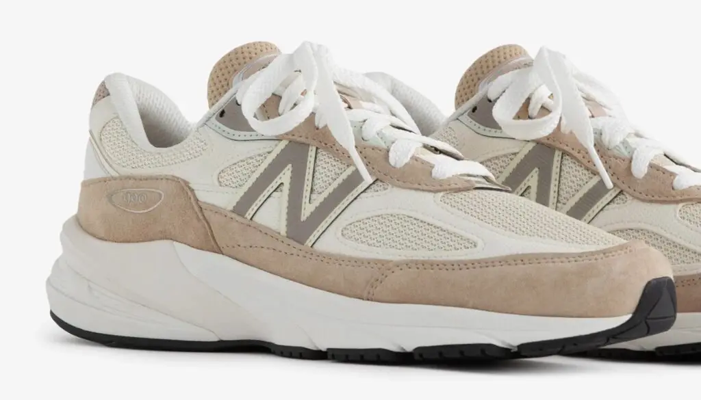 New Balance 990v6 Tan