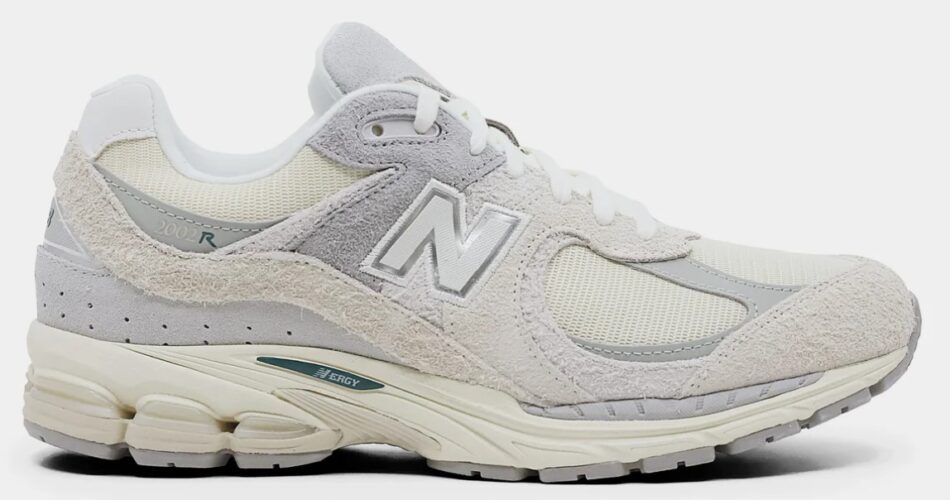 New Balance 2002R Linen Mens Running Shoes $145.00 $89.98