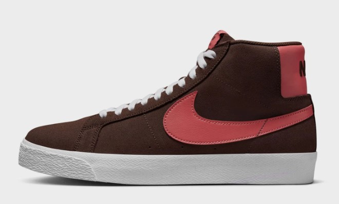 Nike SB Zoom Blazer Mid (Baroque Brown/Adobe) Regular price$90.00 Sale price$45.00 USD