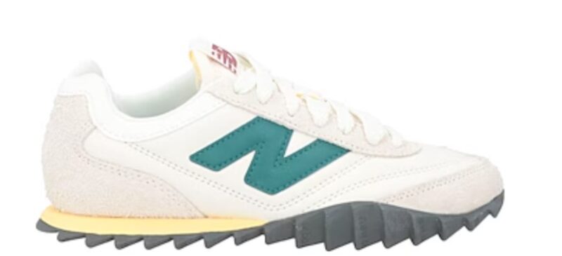 NEW BALANCE SNEAKERS NOW $ 65 Reference price $ 122 (-46%)