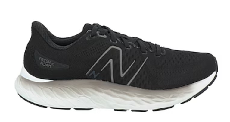 NEW BALANCE SNEAKERS NOW $ 65 Reference price $ 122 (-46%)