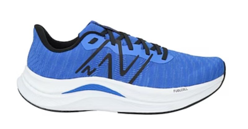 NEW BALANCE SNEAKERS NOW $ 62 Reference price $ 122 (-49%)