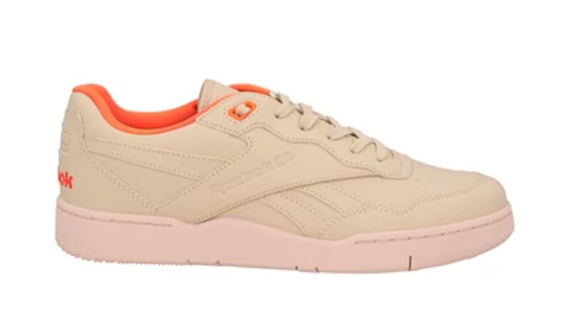 REEBOK SNEAKERS NOW $ 59 Reference price $ 188 (-68%)