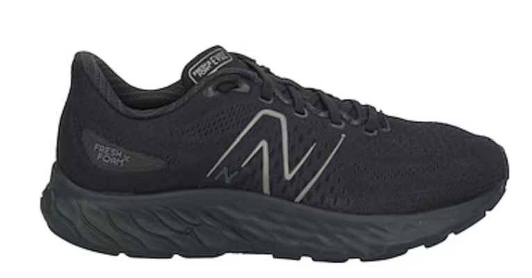 NEW BALANCE Running shoes NOW $ 68 Reference price $ 122 (-44%)