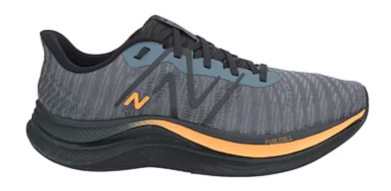 NEW BALANCE Running shoes NOW $ 71 Reference price $ 122 (-41%)