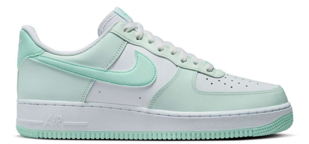 Nike Air Force 1 '07 Barely Green/Mint Foam/White