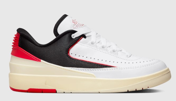 WOMEN'S AIR JORDAN 2 RETRO LOW "CHICAGO TWIST" WHITE $150.00 $105.00