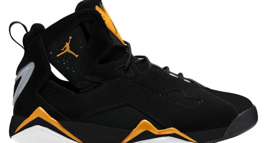 Jordan True Flight Men's "Black/Metallic Gold/Wolf Grey/White" Shoe $150.00 $83.95 44% Off