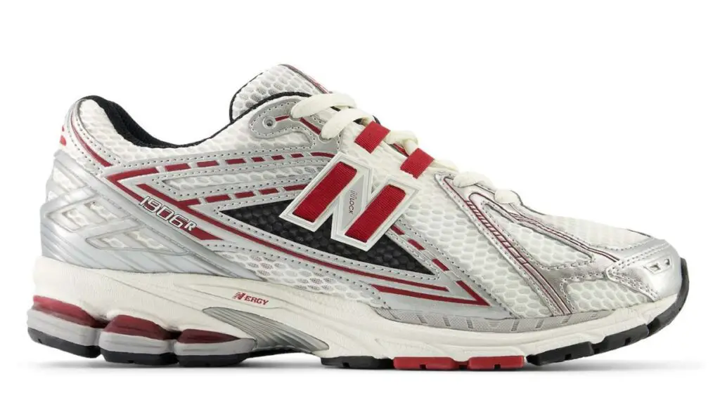New Balance 1906 Sea Salt/Eclipse/True Red