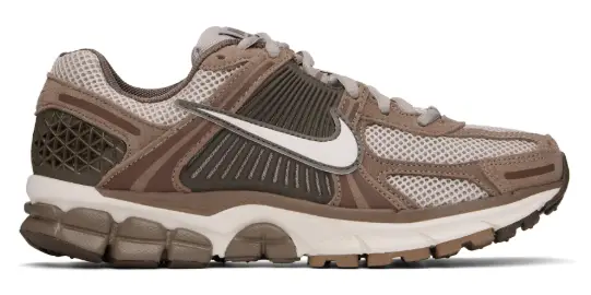 Nike Brown Zoom Vomero 5 Sneakers $124 USD $170 USD 27% OFF