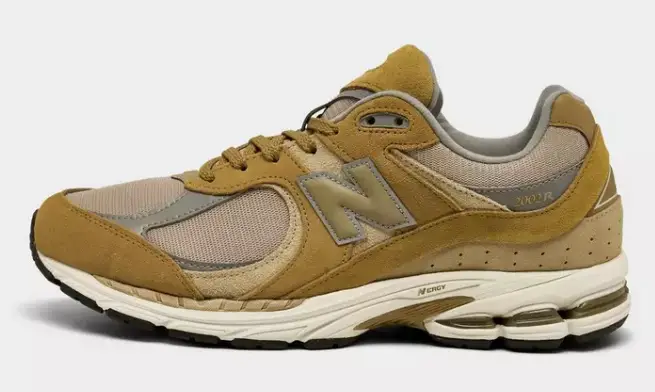 MEN'S NEW BALANCE 2002R CASUAL SHOES $90.00 $145.00