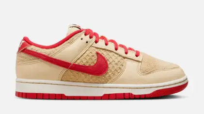 NIKE MENS LIFESTYLE SHOE DUNK LOW RETRO SE STRAWBERRY WAFFLE $125 $69.98