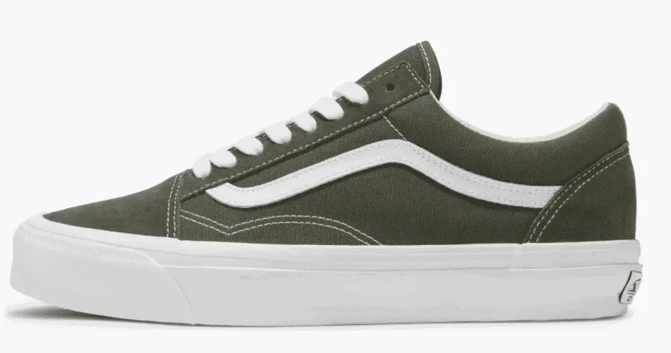 Old Skool Low Top Sneaker (Men) Vans Men $47.50 – $58.50Current Price $47.50 to $58.50 (Up to 50% off)Up to 50% off. $90.00 – $95.00Previous Price $90.00 to $95.00