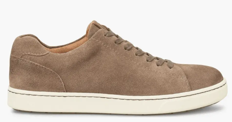 Aden Sneaker (Men) Børn Men $63.72 – $84.97Current Price $63.72 to $84.97 (Up to 49% off select items)Up to 49% off select items. $125.00Comparable value $125.00