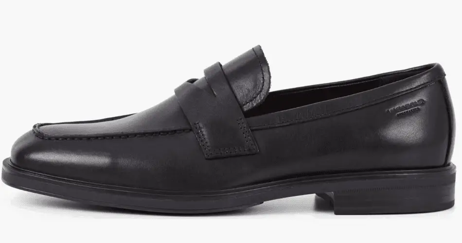 Andrew Penny Loafer (Men) Vagabond Shoemakers Men $62.96Current Price $62.96 (68% off)68% off. $200.00Comparable value $200.00