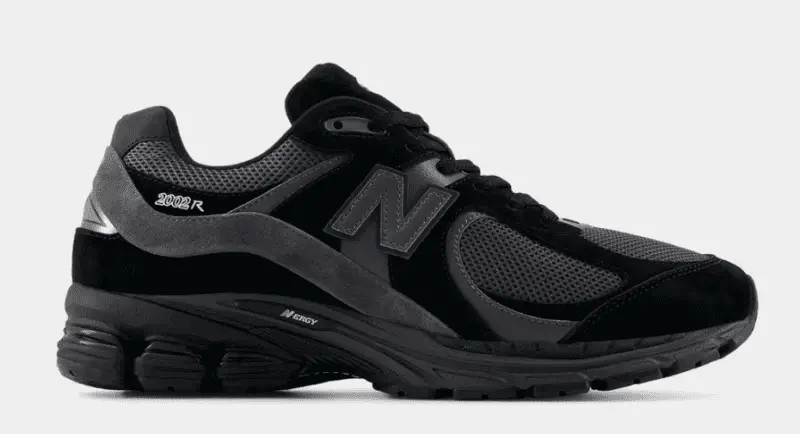 New Balance 2002R Black/Dark Grey