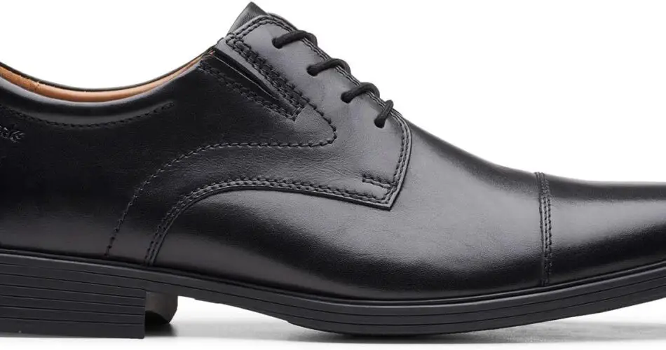 Clarks Men's Whiddon Cap Oxford Shoes -44% $50.38 List Price: $90.00List Price: $90.00