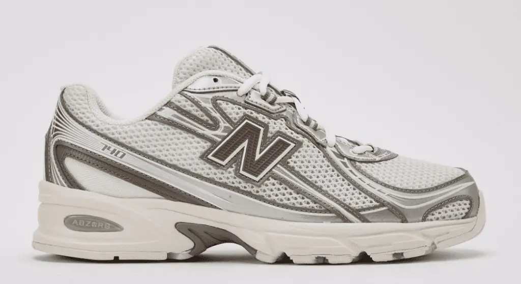 New Balance 740 White
