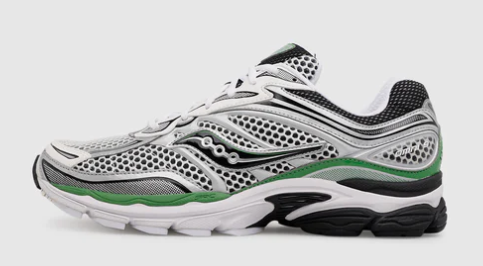 SAUCONY logo ProGrid Omni 9 QUALIFIES FOR FREE SHIPPING Regular price$160 Sale price$128 Save 20%