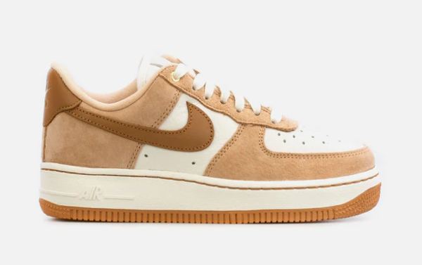 NIKE AIR FORCE 1 LXX VACHETTA TAN WOMENS BASKETBALL SHOE $140 $89.98