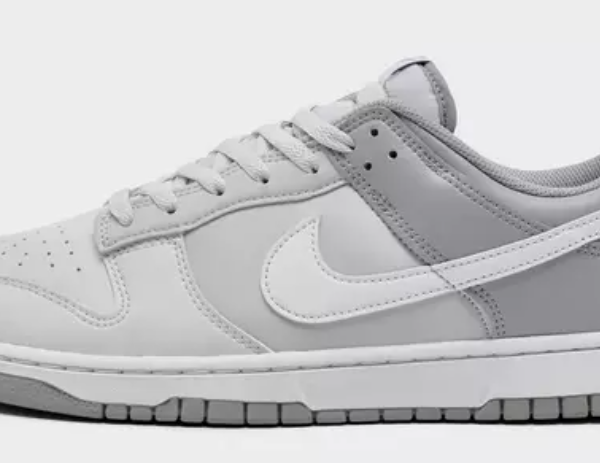 Men's Nike Dunk Low Retro Casual Shoes $80.00 $120.00