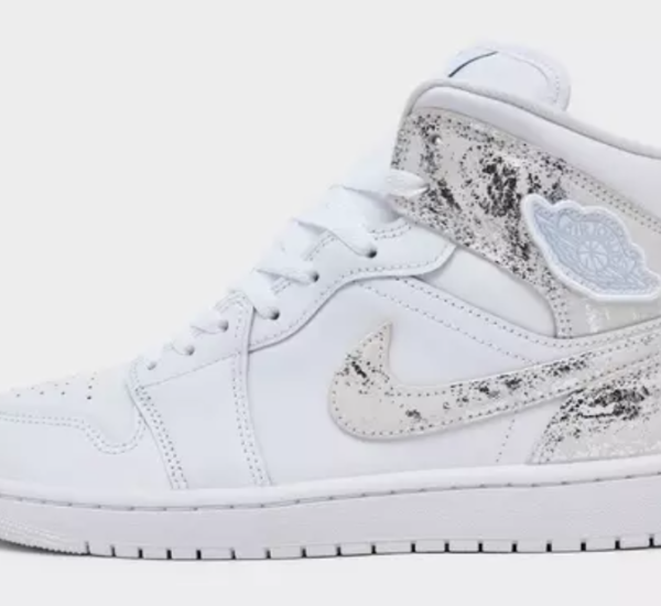 Air Jordan Retro 1 Mid SE Casual Shoes $120.00 $140.00