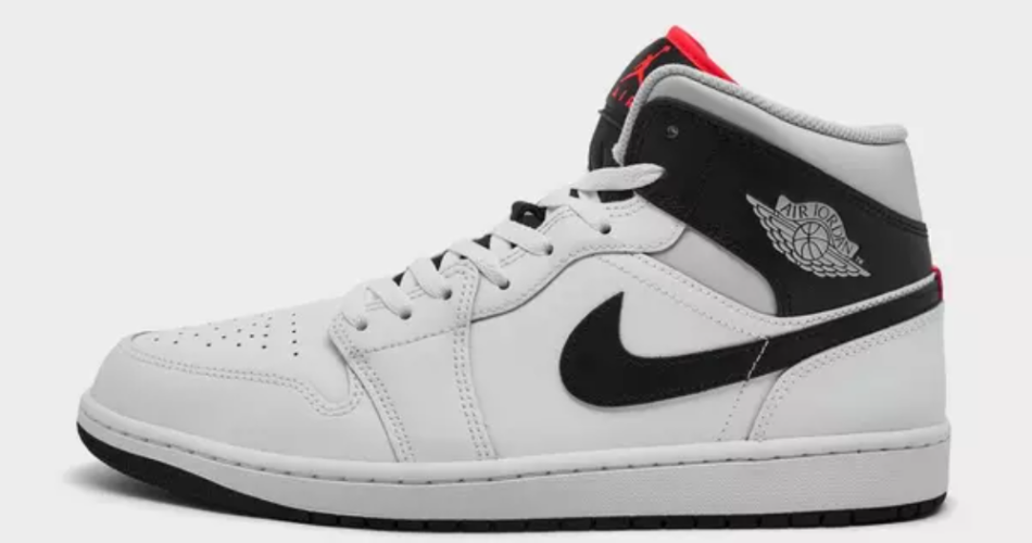 Air Jordan Retro 1 Mid Casual Shoes $70.00 $130.00