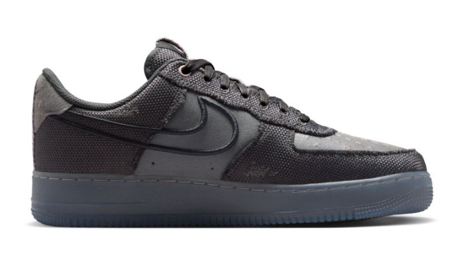 NIKE AIR FORCE 1 '07 $80.99 $124.99