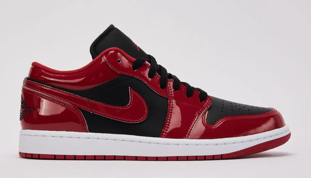 Air Jordan 1 Low SE Red/Black