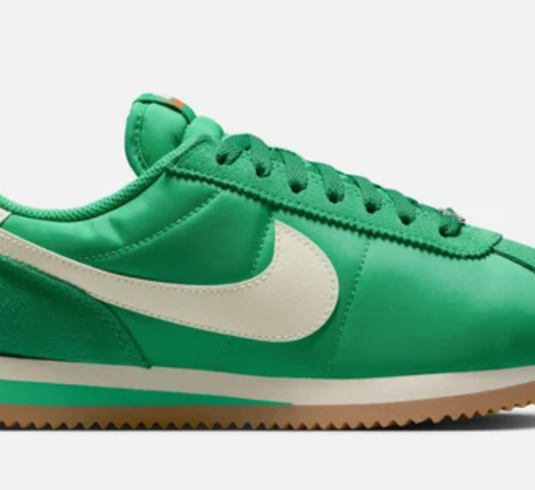 NIKE WOMENS LIFESTYLE SHOE CORTEZ TEXTILE $90 $49.97