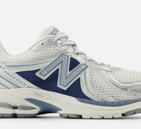 NEW BALANCE 860 V2 VINTAGE INDIGO $140 $79.97
