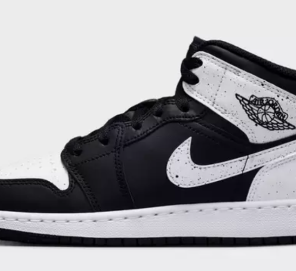 Air Jordan Retro 1 Mid Casual Shoes $75.00 $120.00