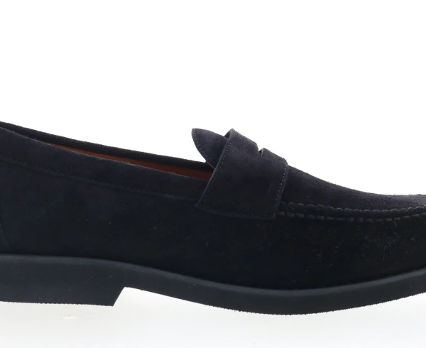 Sebago Ryan Suede PO 771176W-908 Mens Black Loafers & Slip Ons Penny Shoes is $60.99 at Ruze Shoes, down from $260 (77% off). Full size run at the time…