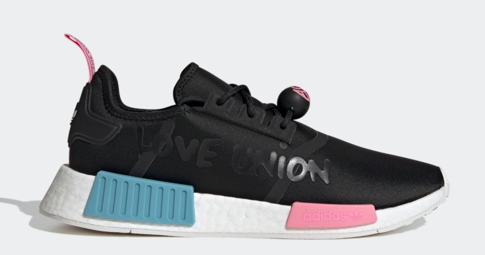 Men's adidas Originals NMD_R1 x André Saraiva Shoes Black is $48 at Chicago City Sports, down from $160 (70% off). Only a few sizes left at the time of…