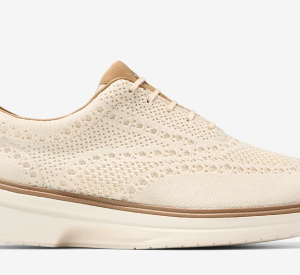 Men's ØriginalGrand Cityspectre Stitchlite™ Oxfords is $69.95 at Cole Haan, down from $170 (59% off). Full size run at the time of scan.