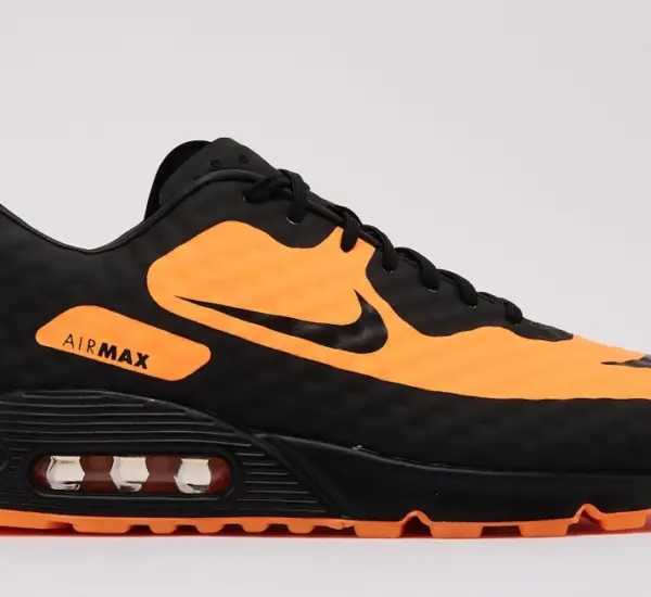 Nike Air Max 90 'Hypervenom' is $79.98 at DTLR, down from $150 (47% off). Full size run at the time of scan.