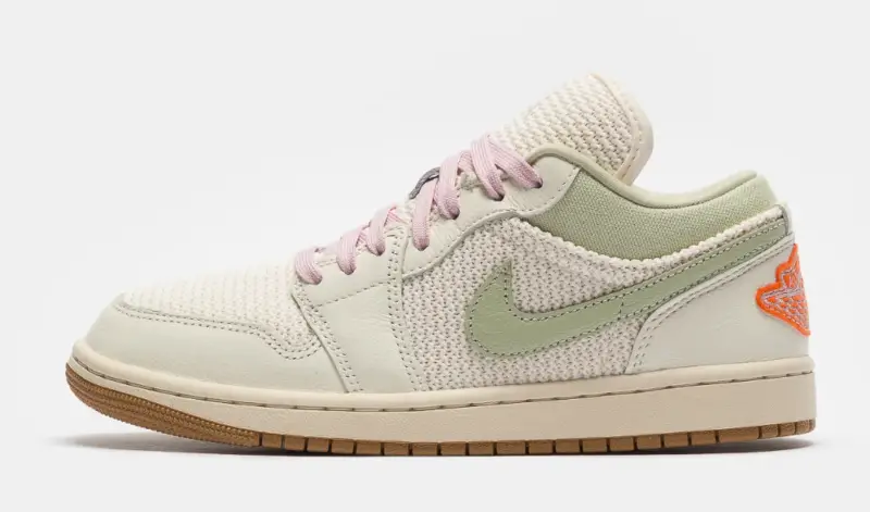 Air Jordan 1 Low SE Sneaker in Sail/Iced Carmine/Olive Aura/Pearl White